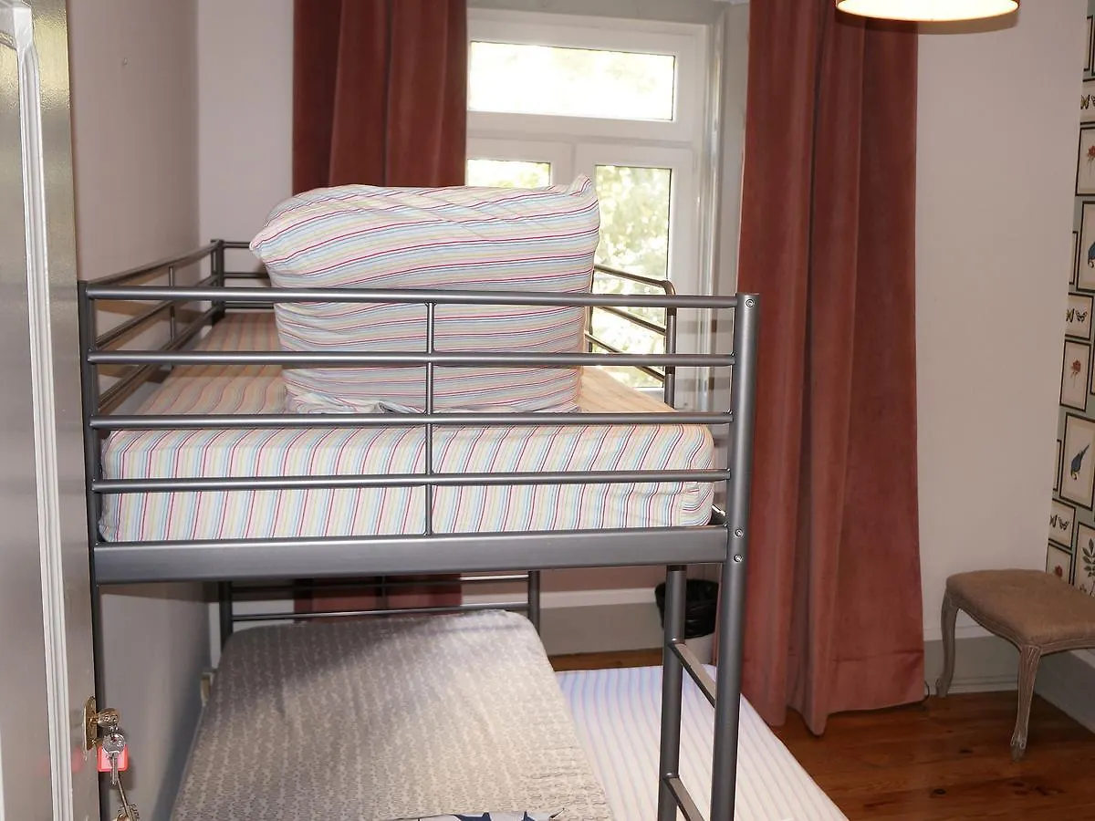White And Grey Lisbon Apartamento